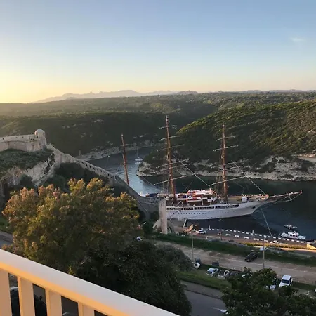 Appartement 1 Avec Vue Sur Le Port Bonifacio (Corsica)