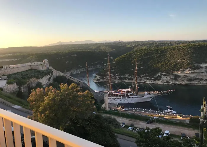 公寓 1 Avec Vue Sur Le Port 博尼法乔